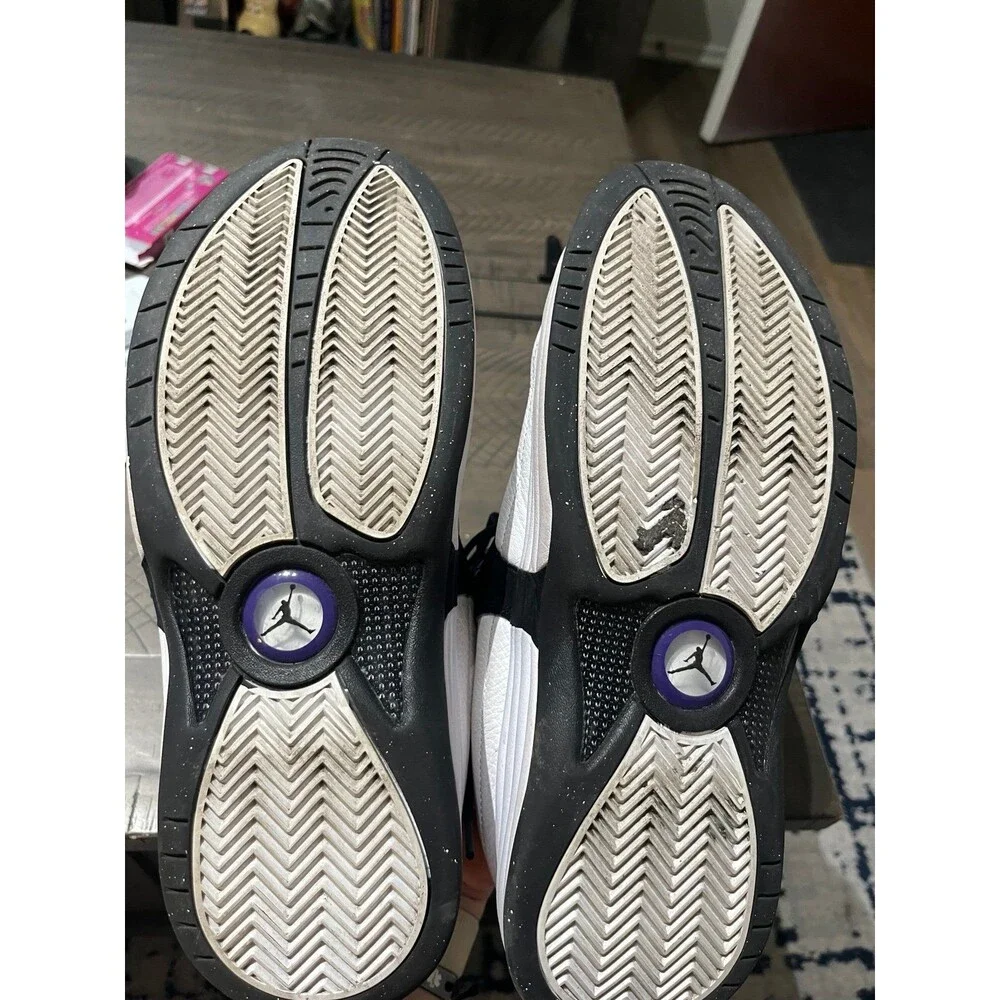Jordan beater shoes